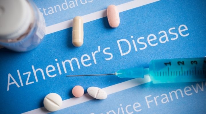 Alzheimer yazılı mavi bir tabela